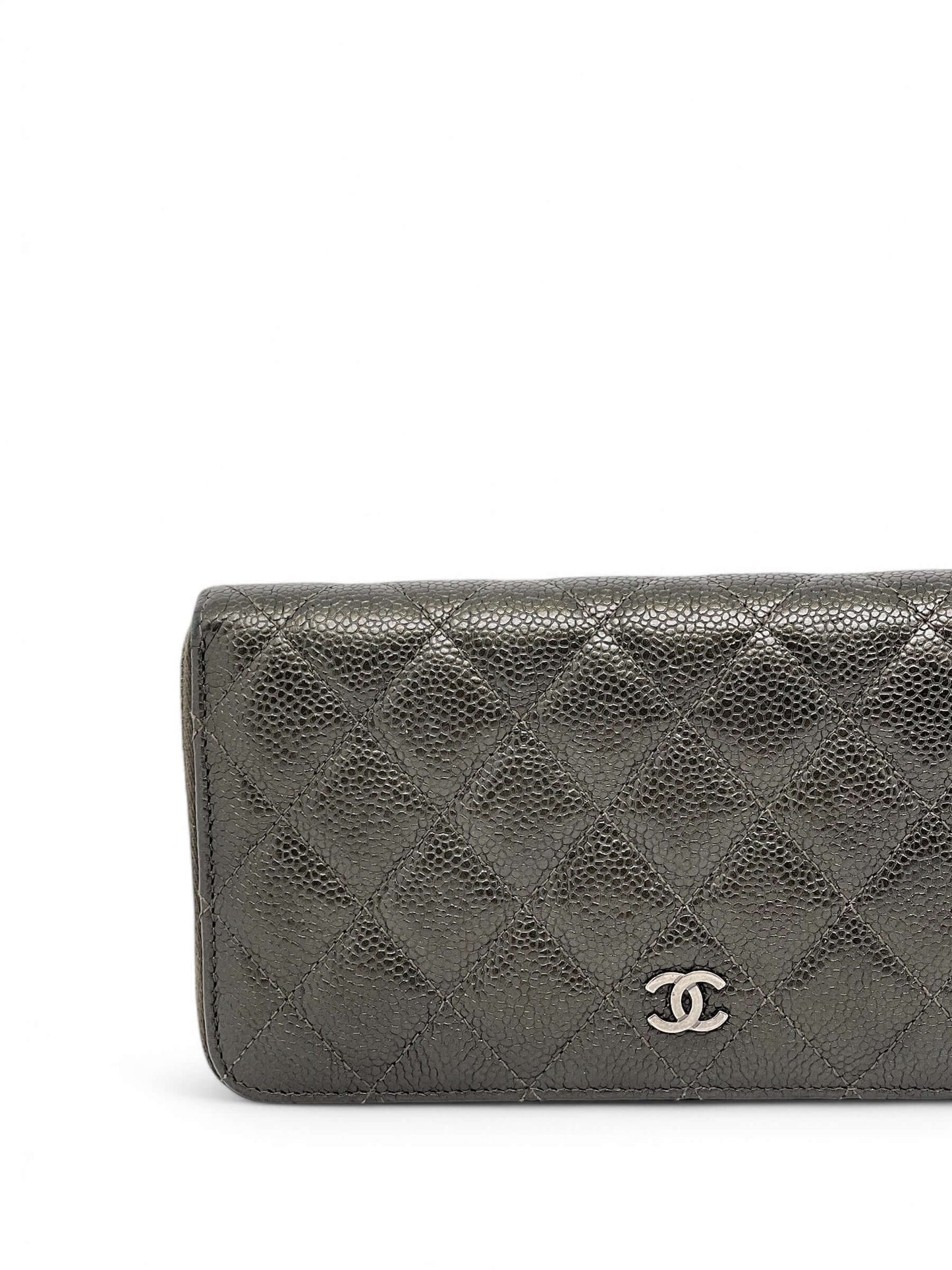 Chanel - Portefeuille en cuir Timeless Kaki