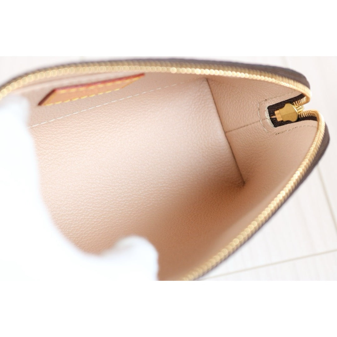 Very Good ( Rank A) ｜ LV Monogram Cosmetic Pouch IC Chips  ｜S24092001