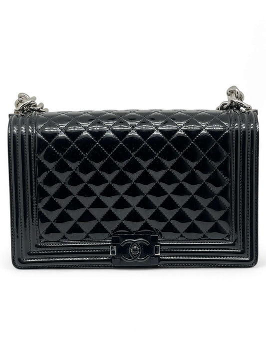 Chanel - Sac Boy Large en cuir verni