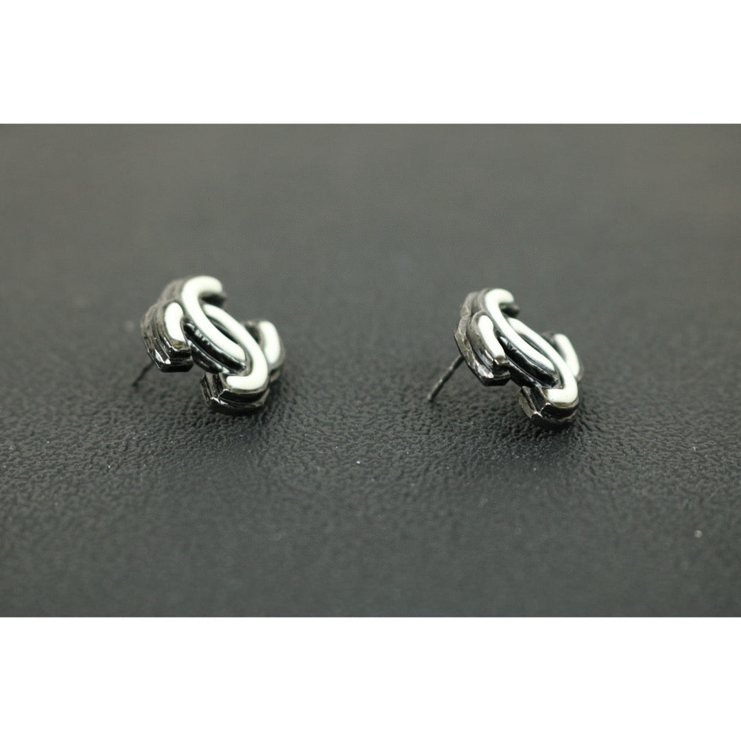 Excellent（Rank SA）｜ CHANEL  Coco Mark  White  Earrings ｜X25020915