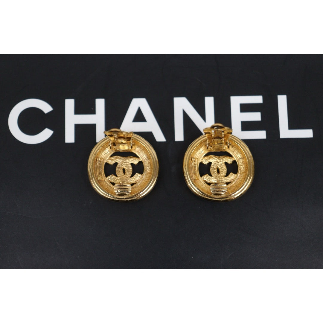 Very Good ( Rank A) ｜CHANEL Coco Mark Gold 24 Plated Round Earrings｜25052920