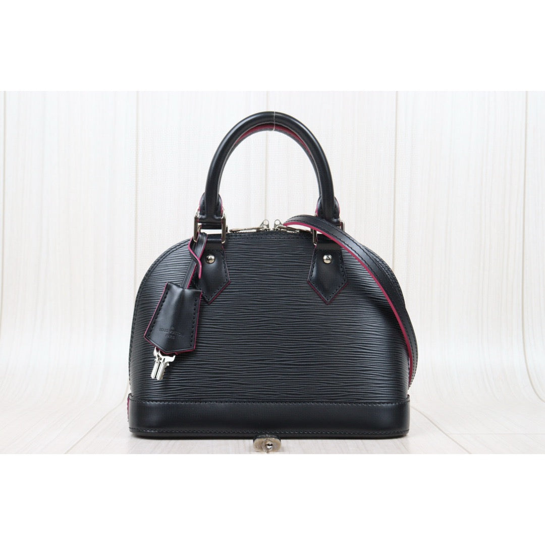 Very Good ( Rank A)｜LV Epi Alma BB HandBag Shoulder Bag Black｜25031807