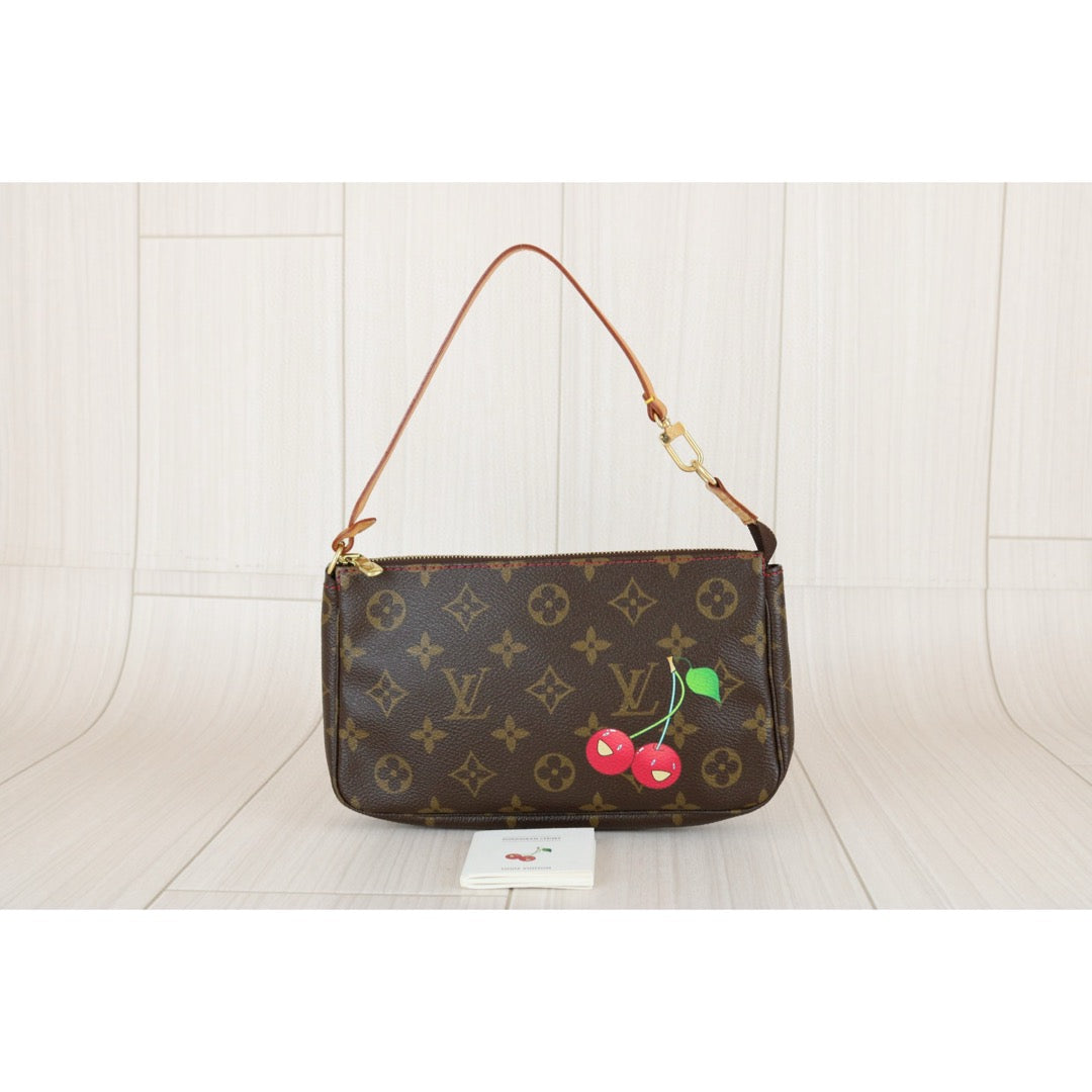 Very Good ( Rank A)｜ LV Takashi Murakam Cherry Monogram Pochette Accessoires ｜B25011008