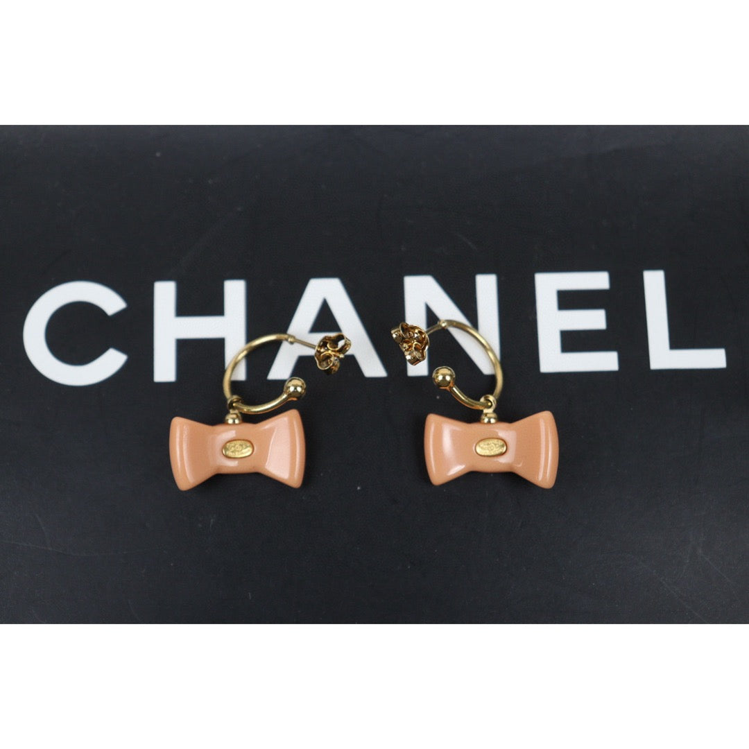 Very Good ( Rank A) ｜CHANEL COCO Mark Bow tie Rhinestone Earrings｜Q25032712