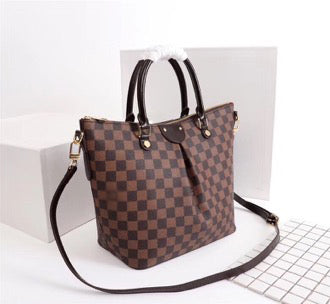 LB026      13.39x8.86x5.91inch