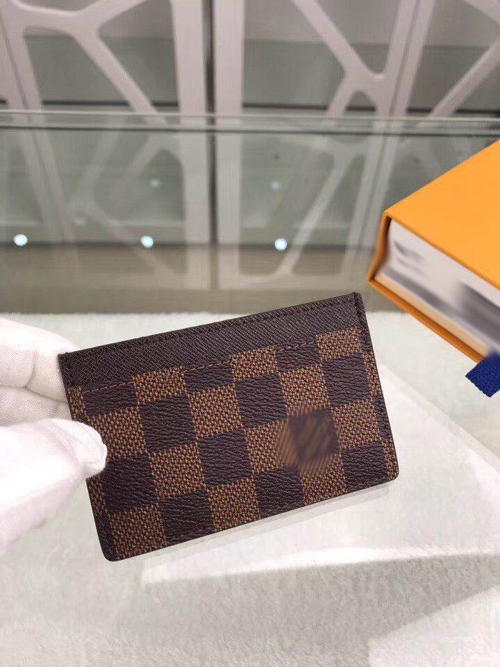 LB084   4.33x2.76x0.2 inch