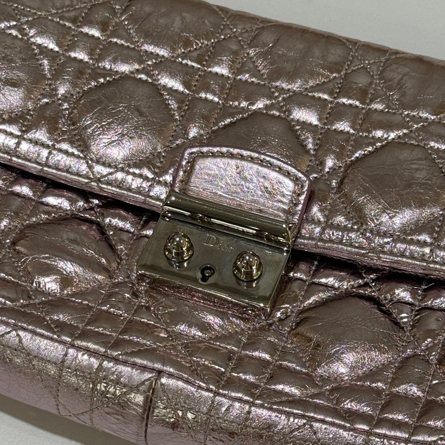MISS DIOR PEARLESCENT PINK-PURPLE CHAIN BAG