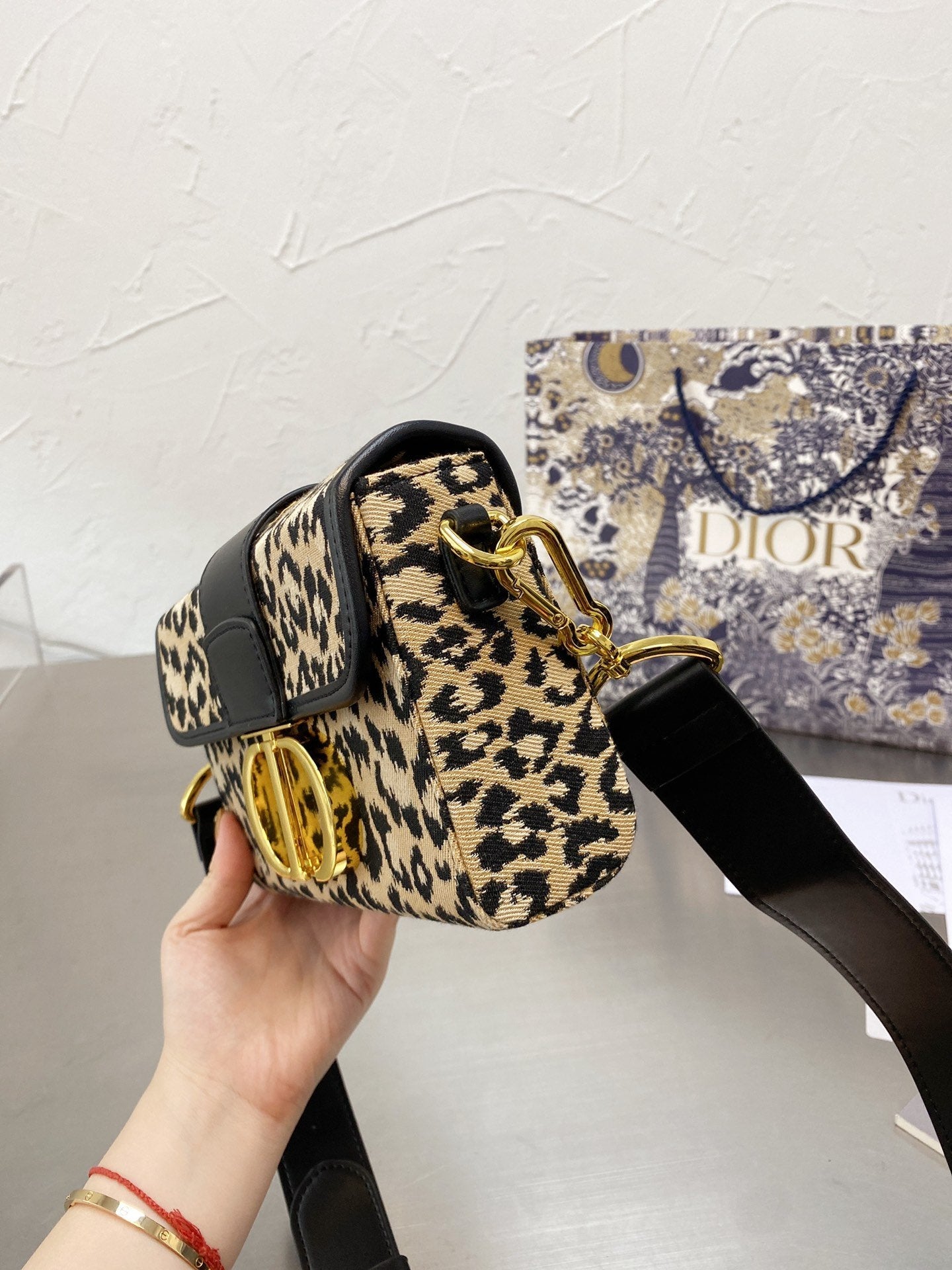 Luxury Handbags Christian Dior 329