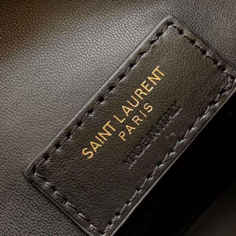 Yves Saint Laurent - Bags - The Wells Bags  502