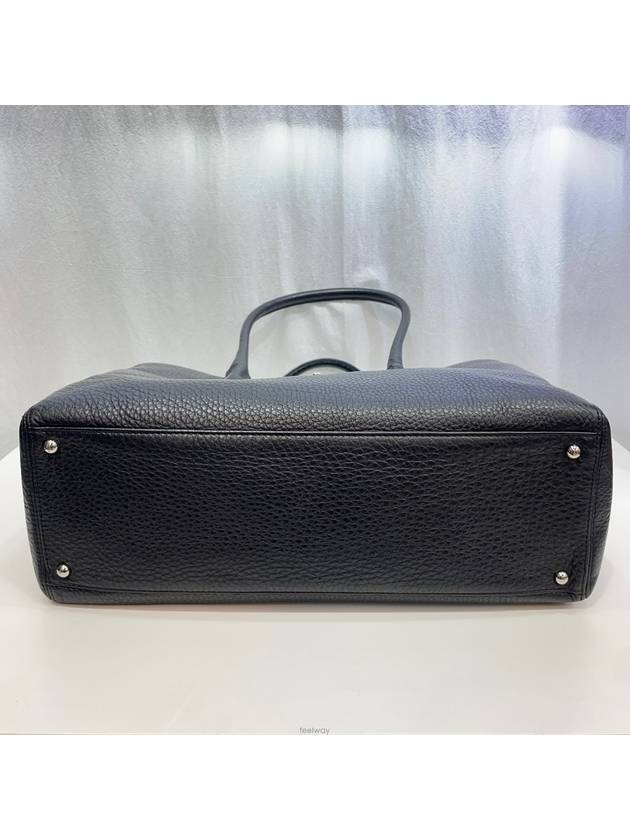 Surfbag silver shoulder bag No 18 Chanel