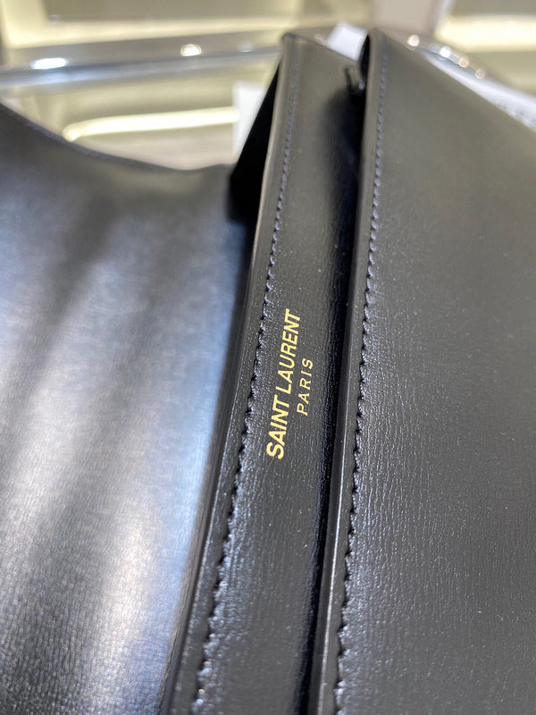 Yves Saint Laurent - Bags - The Wells Bags  468