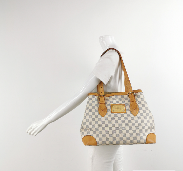 Preloved Louis Vuitton (LV)Hampstead MM Bag White 250203781048434