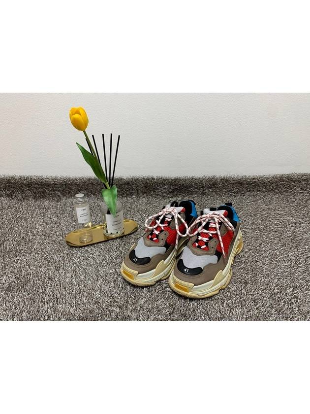 Luxury Balenciaga  Triple S Multi 41 260