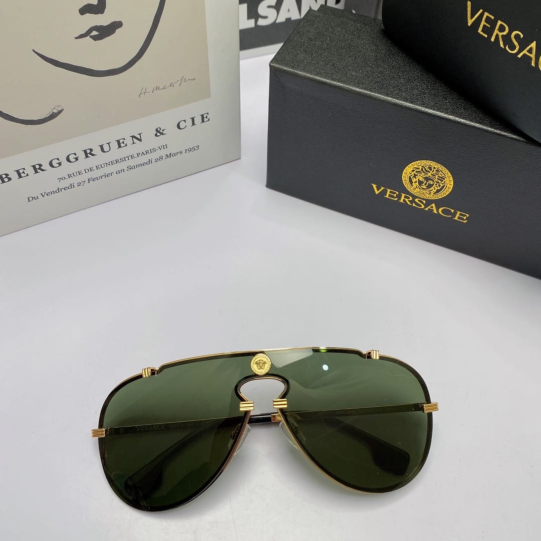 Versace Sunglasses Ve2243
