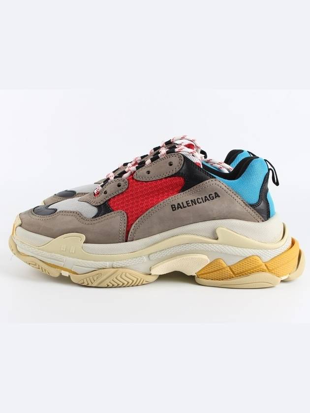 Luxury Balenciaga  triple s multi 42 270