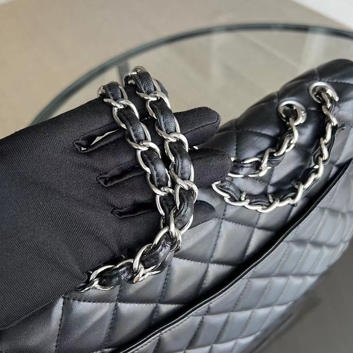 Jumbo Classic Flap Single Flap Quilted Lambskin Black Silver Hardware Series 14