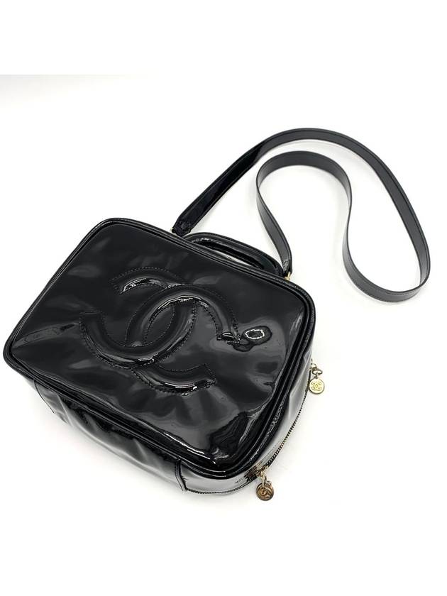 Patent cosmetic top handle tote bag and shoulder Chanel