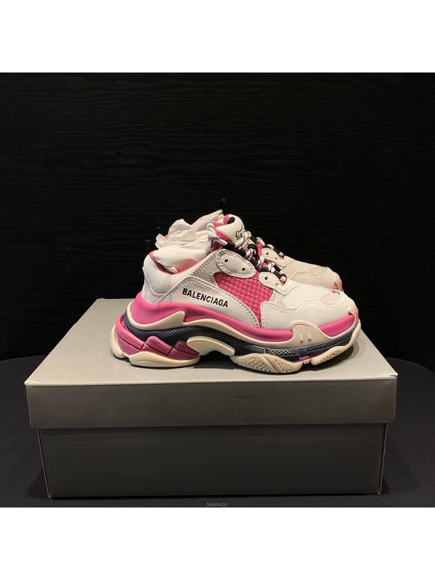 Luxury Balenciaga  WoMen's Triple S Low Top Sneakers Pink