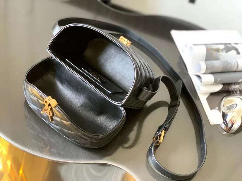 Yves Saint Laurent - Bags - The Wells Bags  504
