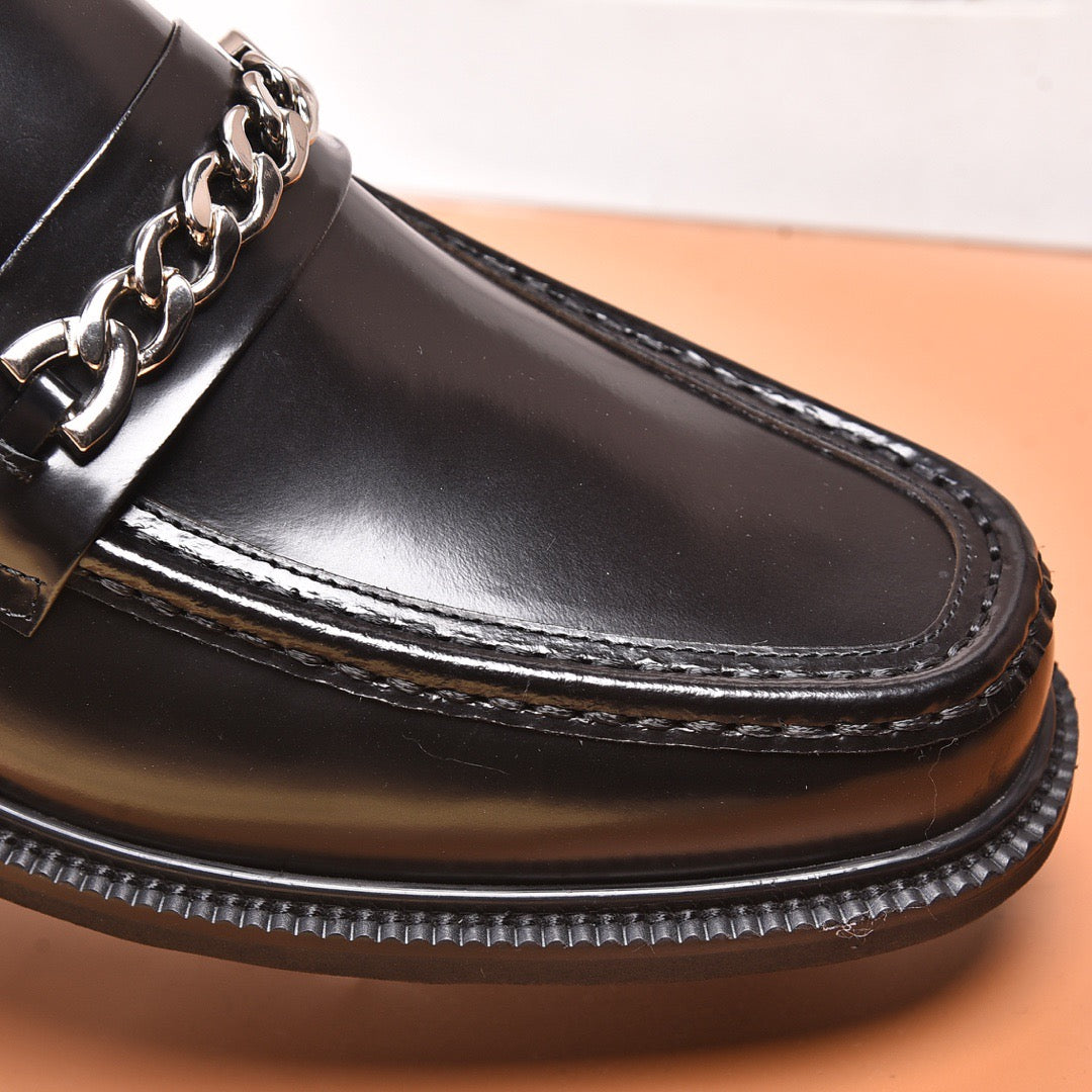 Louis Vuitton Mocassin shoes