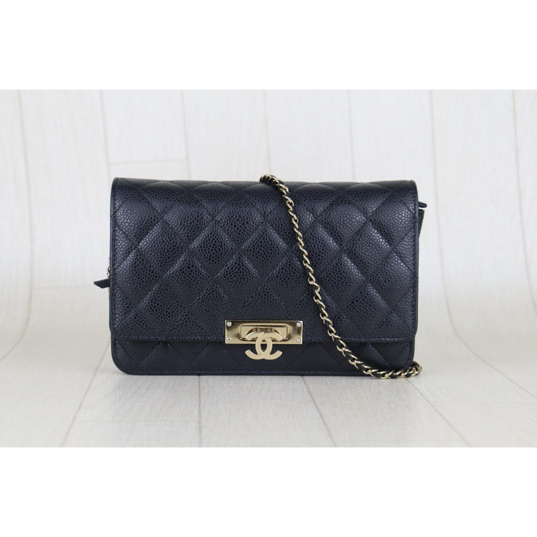 Good ( Rank AB)｜ CHANEL Matelasse Caviar Skin Chain WOC Black  Made in 2018Year ｜H25063007
