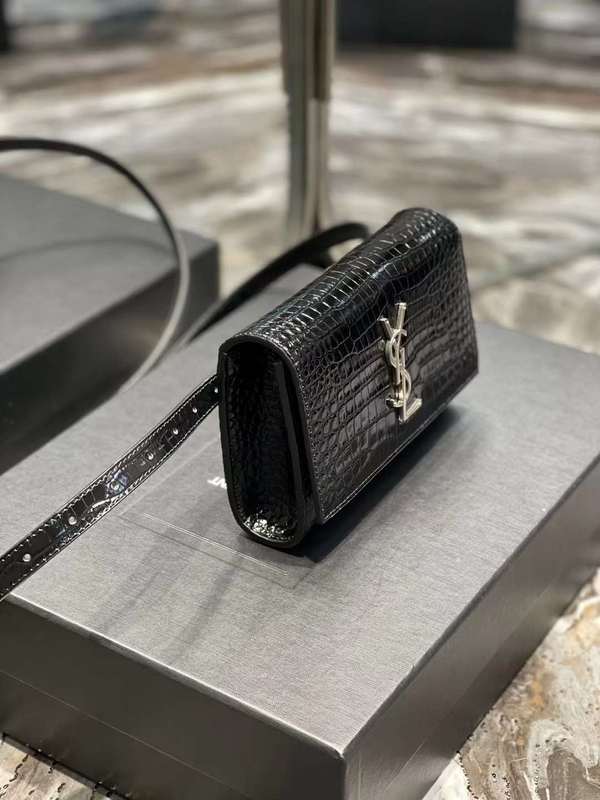 Yves Saint Laurent - Bags - The Wells Bags  506