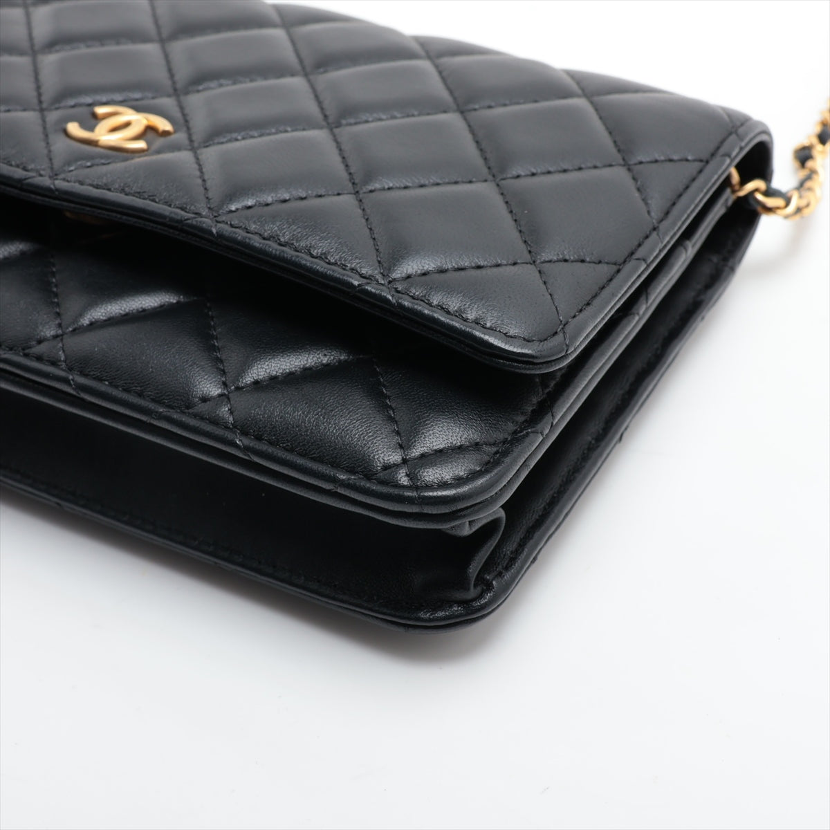 Chanel Lambskin  Chain Wallet Heart Black G