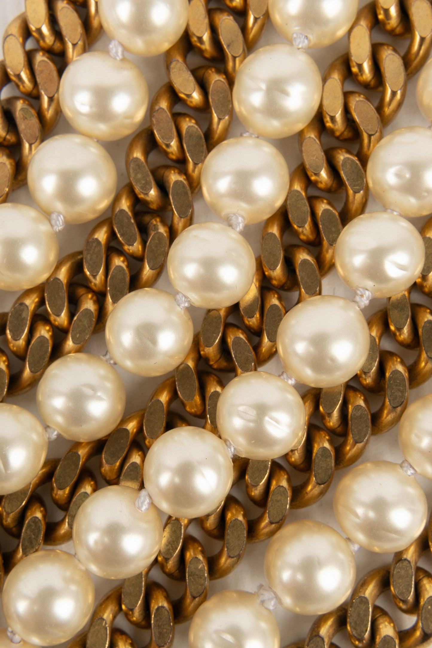 Bracelet de perles nacrées Chanel