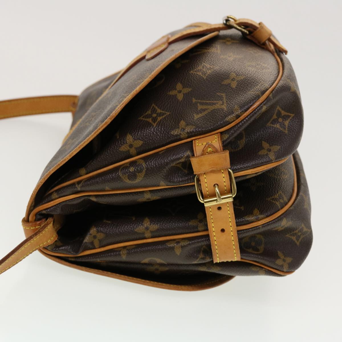 LOUIS VUITTON Monogram Saumur 30 Shoulder Bag M42256 LV  41983