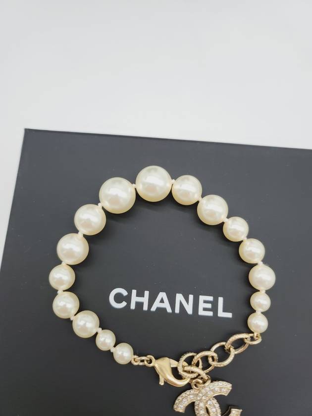 Crystal CC Logo Pearl Bracelet White Chanel
