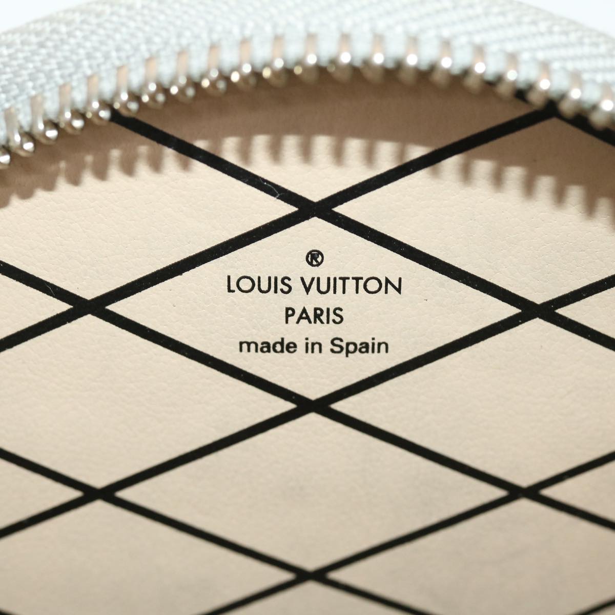 LOUIS VUITTON Transformed Monogram Micro Power Chapeau Coin Purse M63596 42578A