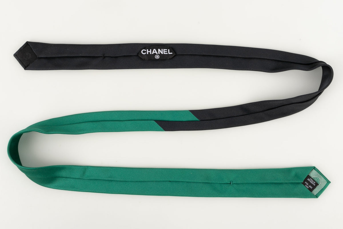 Cravate Chanel