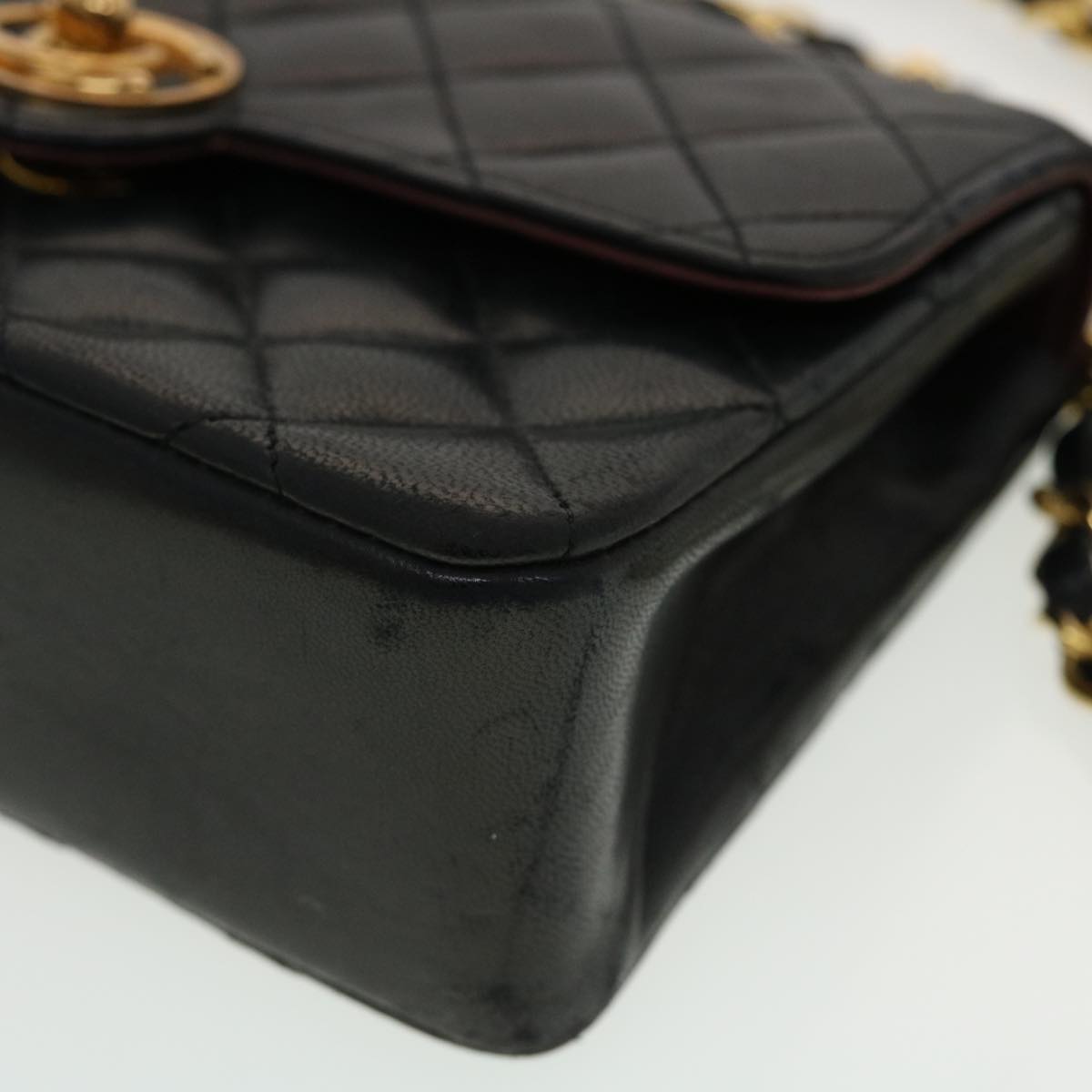 Top Quality Chanel Mini Matelasse Chain Shoulder Bag Lamb Skin Black CC Auth 42862A