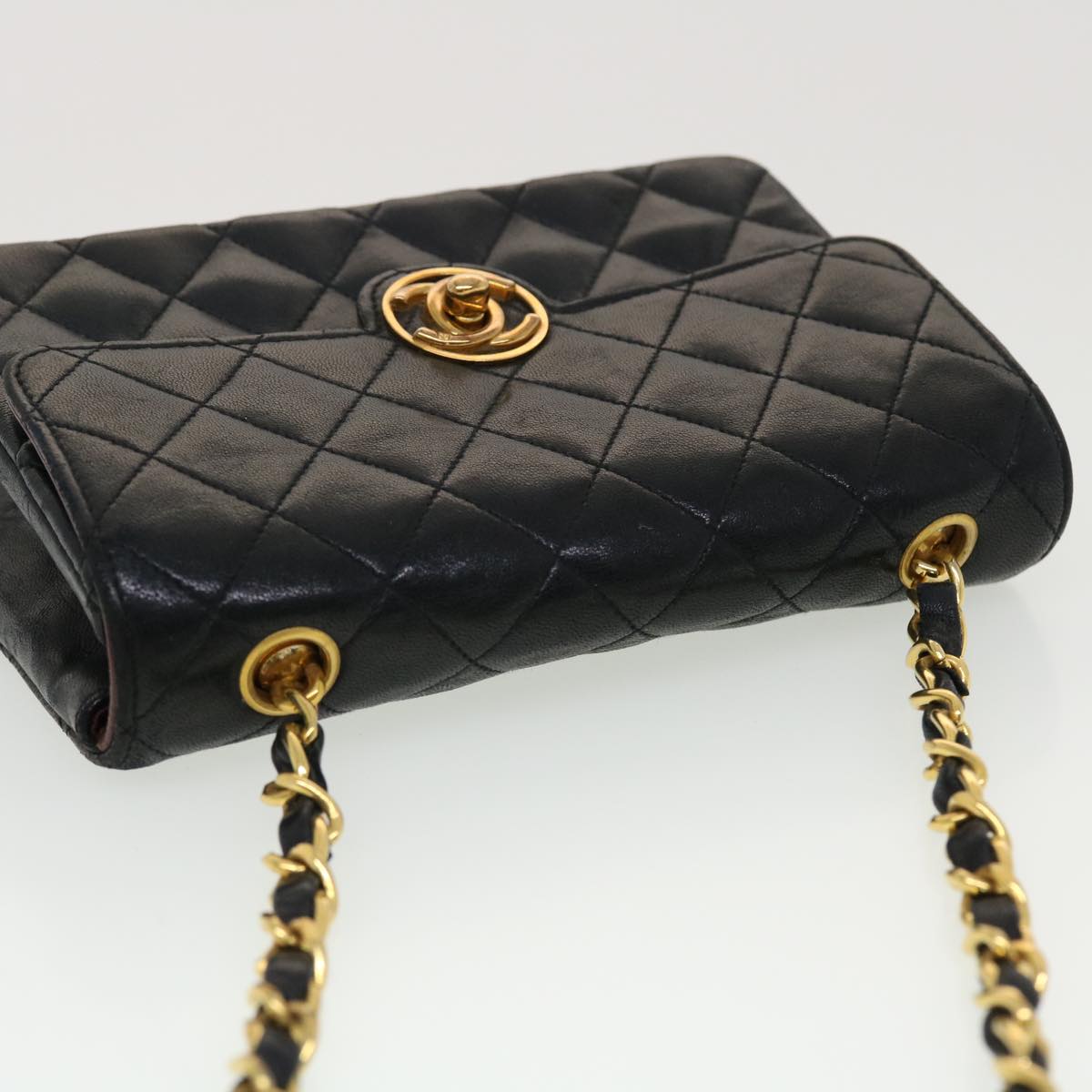 Top Quality Chanel Mini Matelasse Chain Shoulder Bag Lamb Skin Black CC Auth 42862A