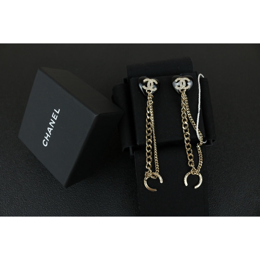 Excellent（Rank SA）｜ CHANEL Coco Mark Chain Pearl Rhinestone Earrings｜F25012302