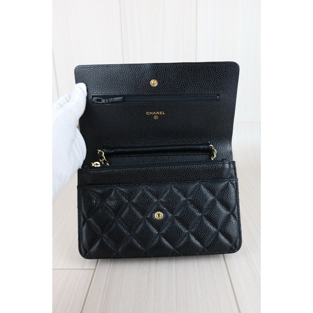 Very Good ( Rank A)｜ CHANEL Matelasse Caviar Skin Chain Wallet Black Gold Hardware Made in 2018-2019 Year ｜S25021804