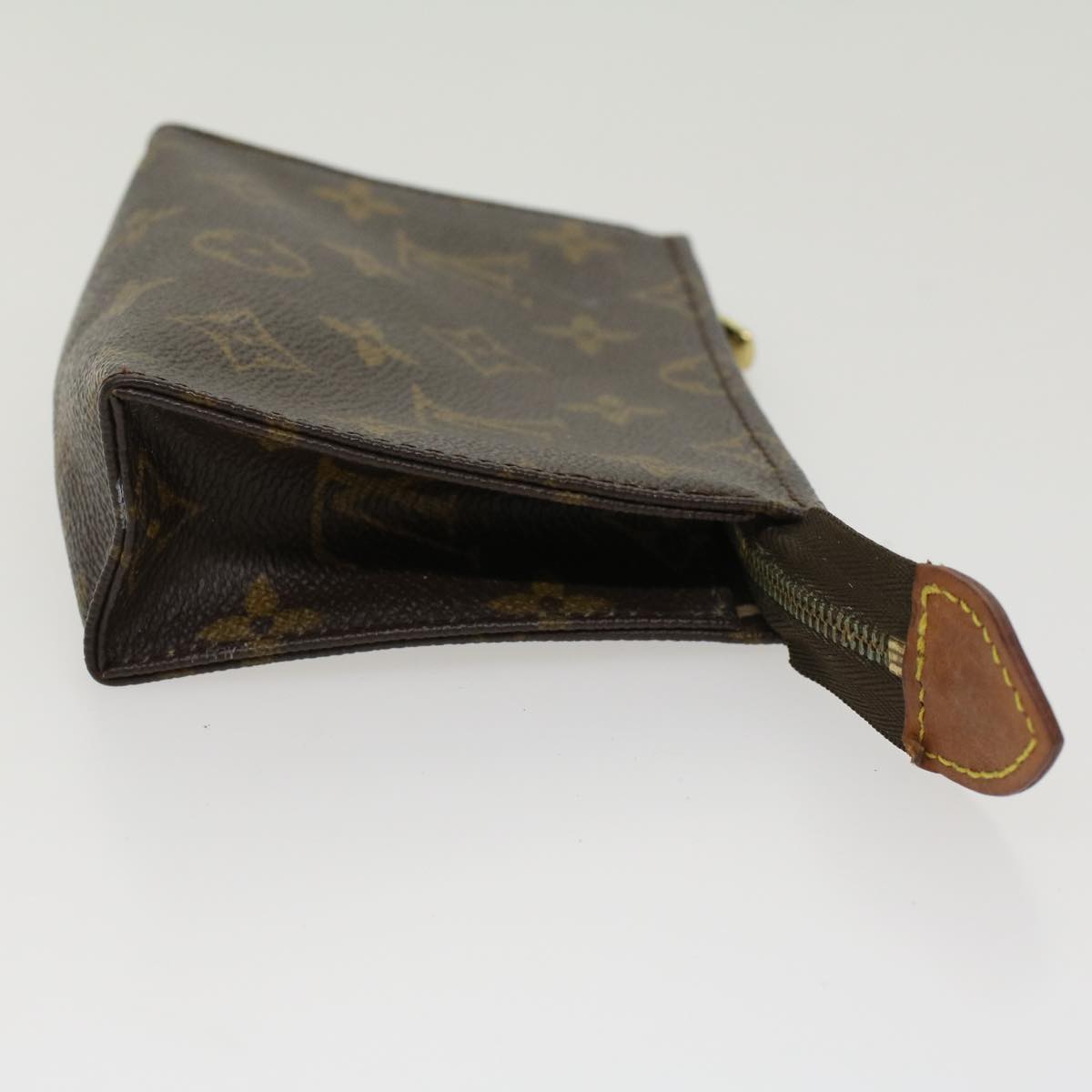 LOUIS VUITTON Monogram Poche Toilette 15 Pouch M47546 LV  43797