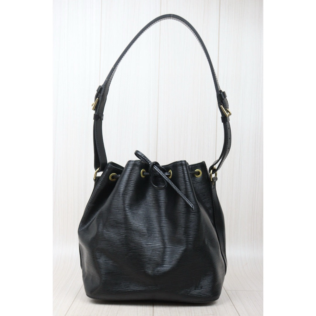 Good ( Rank AB)｜ LV Epi Noe Shoulder Bag Black｜24121706