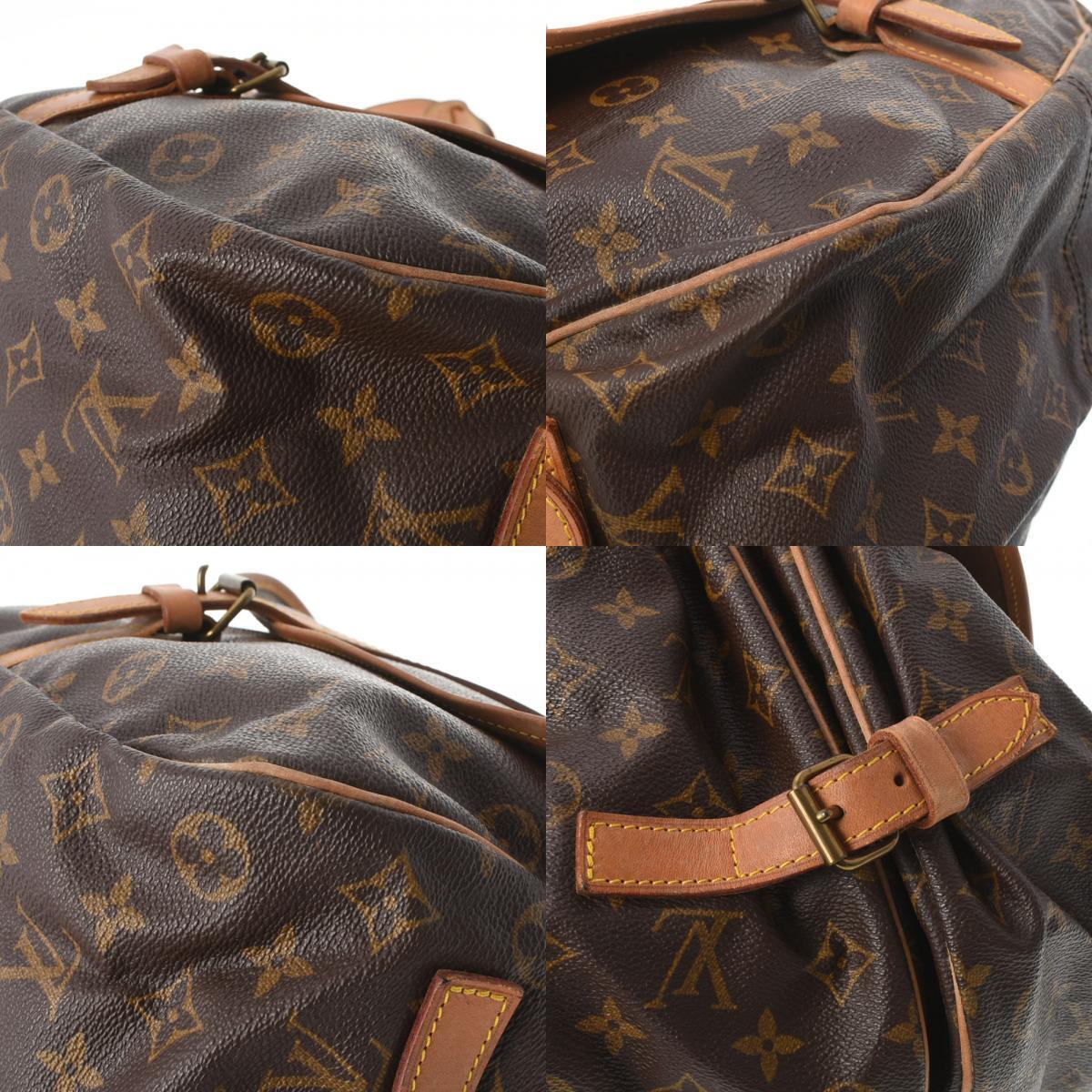 Louis Vuitton Saumur 35 Shoulder Bag