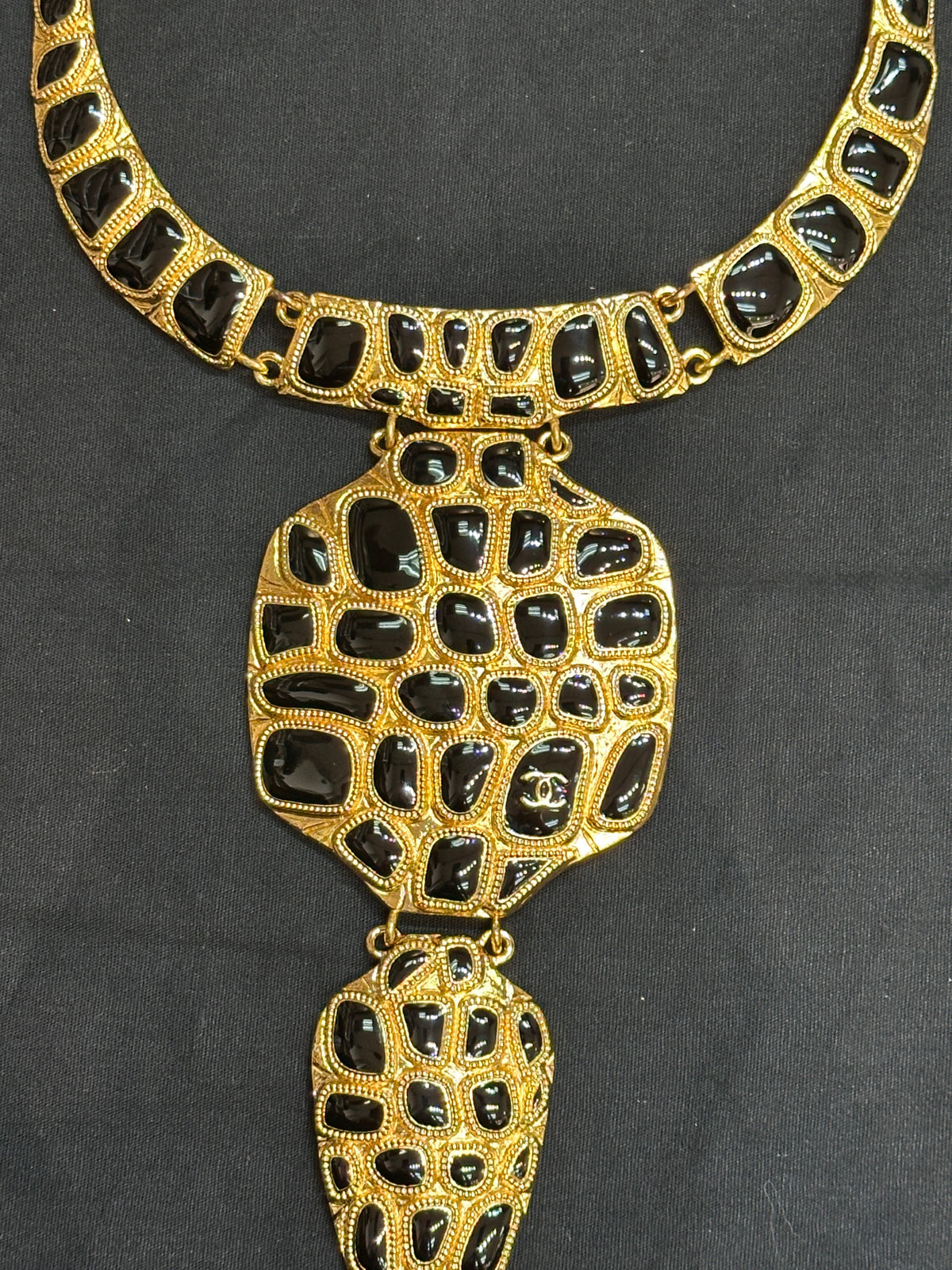 Chanel Pre-Fall 2019 Serpent Necklace