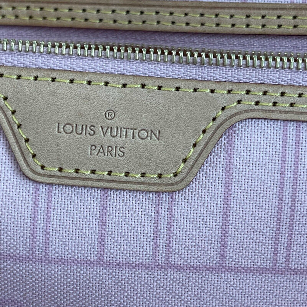 LOUIS VUITTON Neverfull GM Damier Azur W/Pouch White Handbag