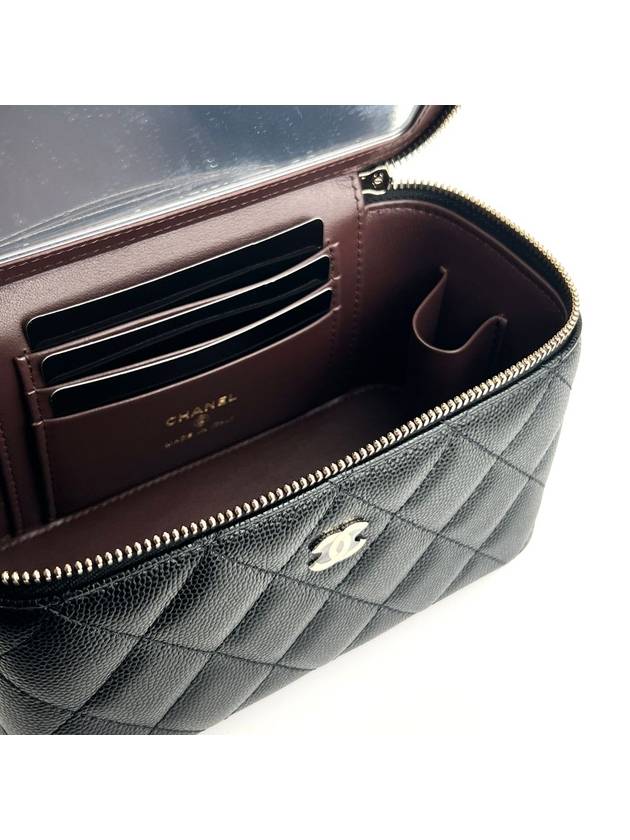 Classic Cosmetic Case Small Grained Calfskin Cross Bag Black Chanel