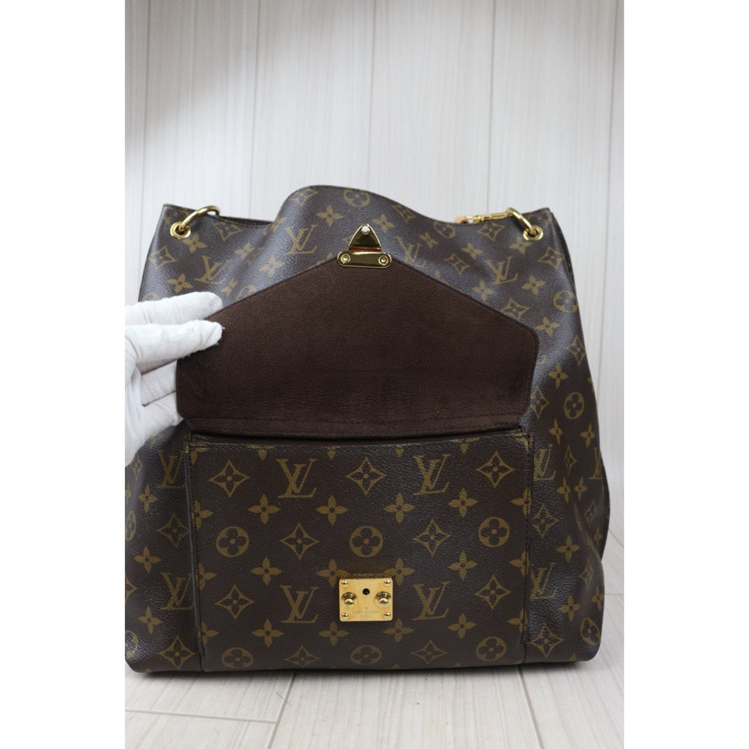 Rank AB ｜LV Monogram Metis Hobo Shoulder Bag｜24072910