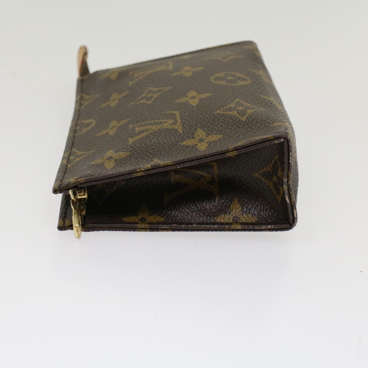 LOUIS VUITTON Monogram Poche Toilette 15 Pouch M47546 LV  48540