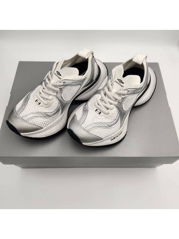 Luxury Balenciaga  circuit sneakers black