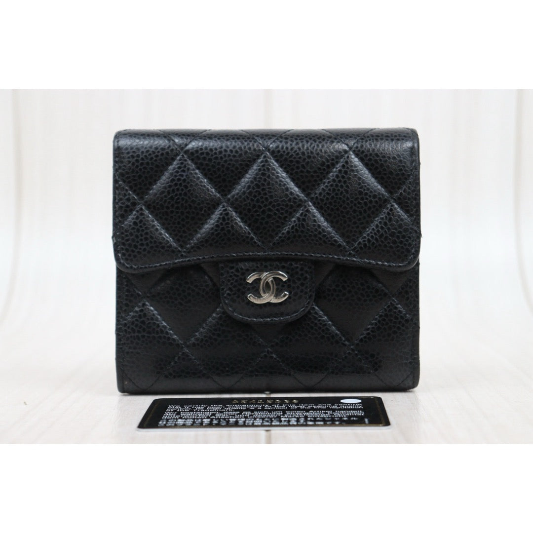 Very Good ( Rank A)｜Chanel Caviar Skin Black Wallet Made In 2018Year ｜S25071005
