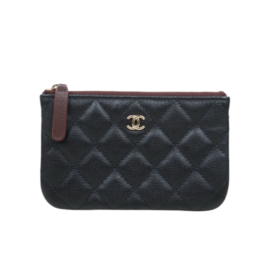 Very Good ( Rank A) ｜CHANEL Caviar Skin  Leather Calf Leather Card Holder Black Made In 2021 - 2022 Year｜V25030618