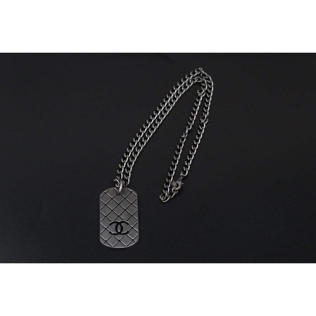 Very Good ( Rank A) ｜CHANEL COCO Mark  Pattern Necklace Graphite Gray Made In 2005 Year｜V25070202