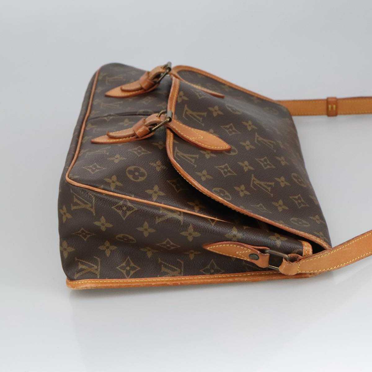 Louis Vuitton Gibecière  Canvas Shoulder Bag