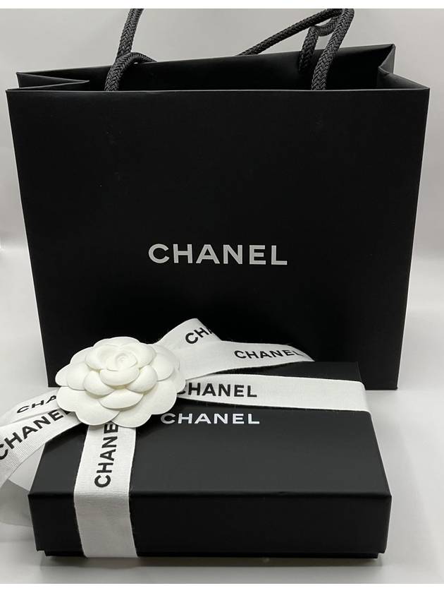 Gold CC Logo Small Calfskin Pouch Bag Black Chanel